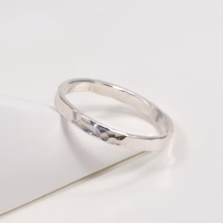 Ring Hamrad 2,5 mm Återvunnet Silver
