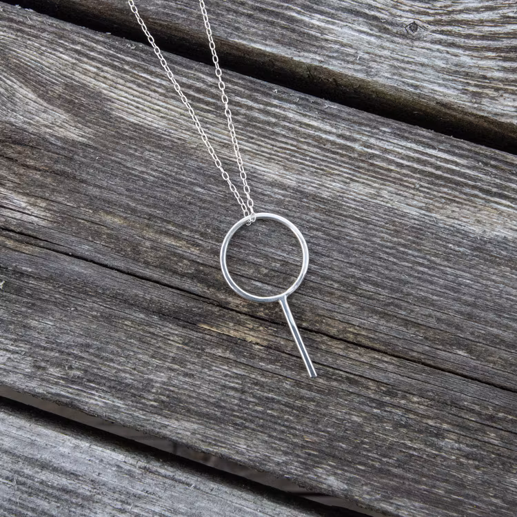 Väsen - Långt Halsband i Återvunnet Silver