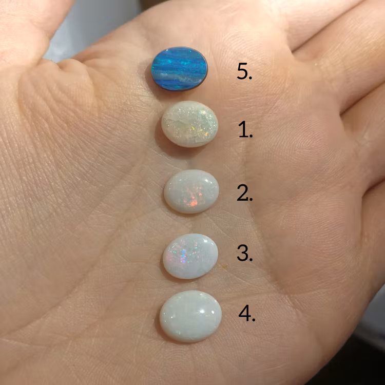 Halsband med Äkta Opal i Återvunnet Silver