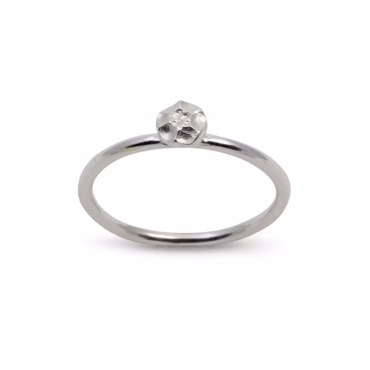 Handgjord Ring Frö Återvunnet Silver