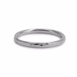 Ring Hamrad 1,8 mm i Återvunnet Silver