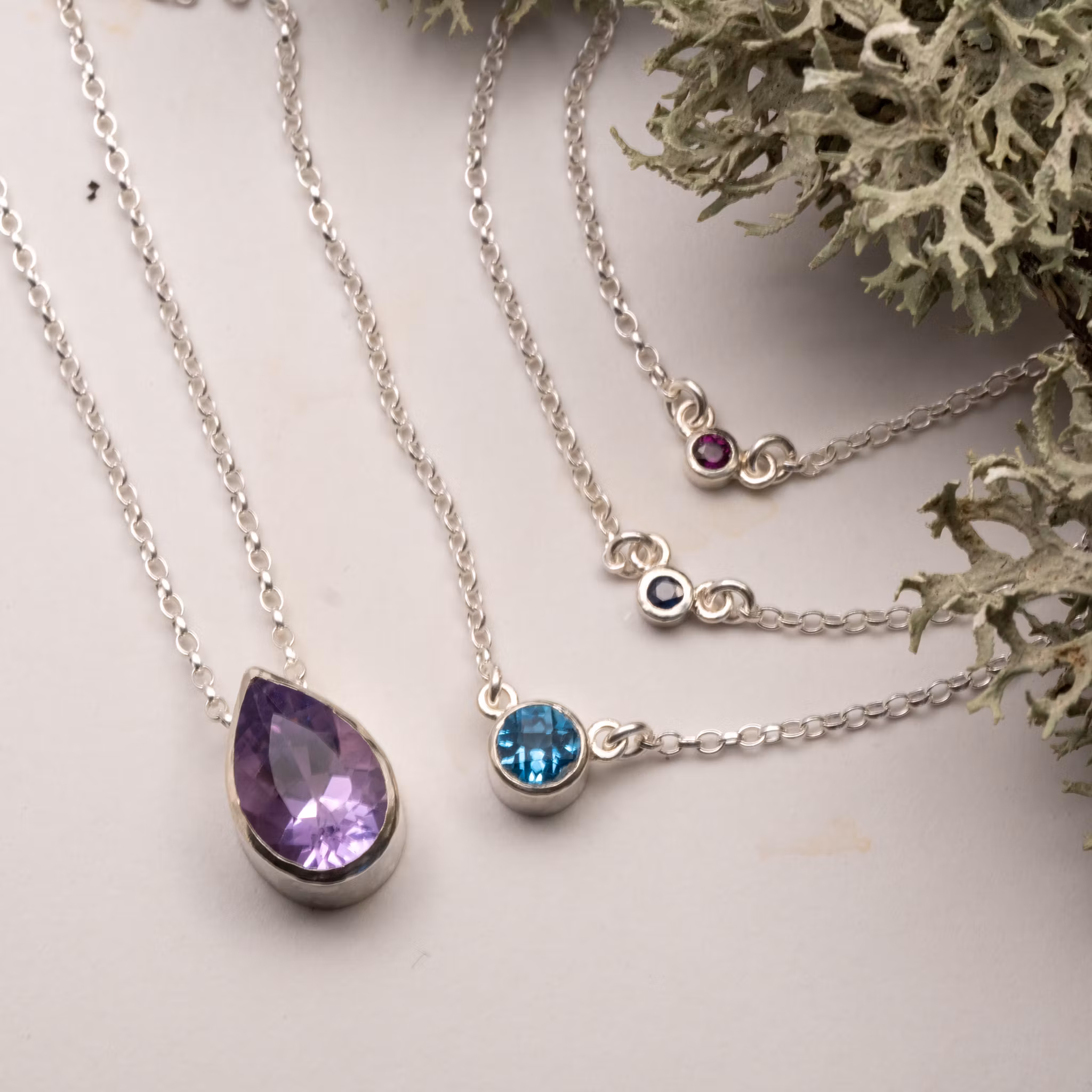 Halsband Rubin Återvunnet Silver