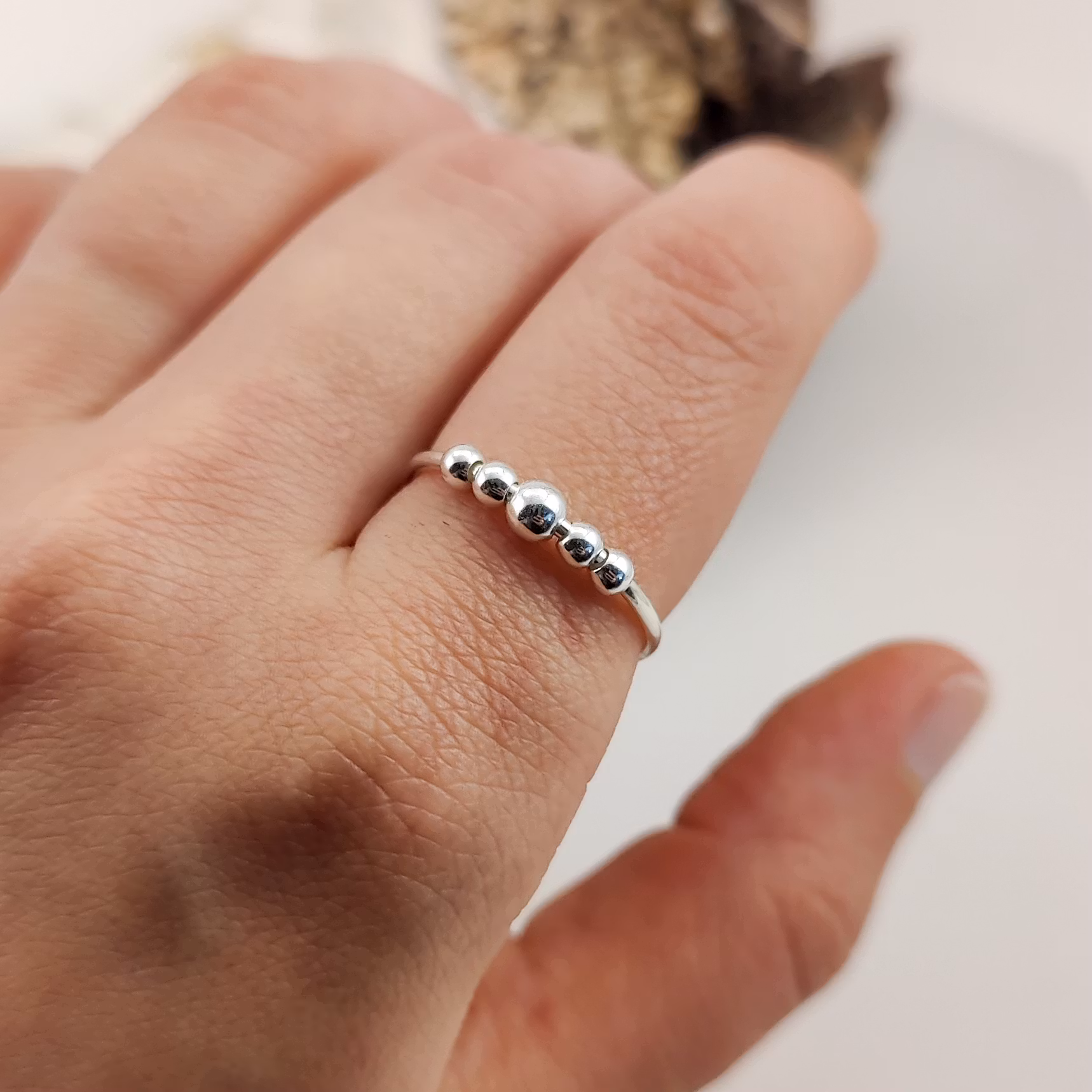 Handgjord Ring Fidgetring Kulor Återvunnet Silver Modell