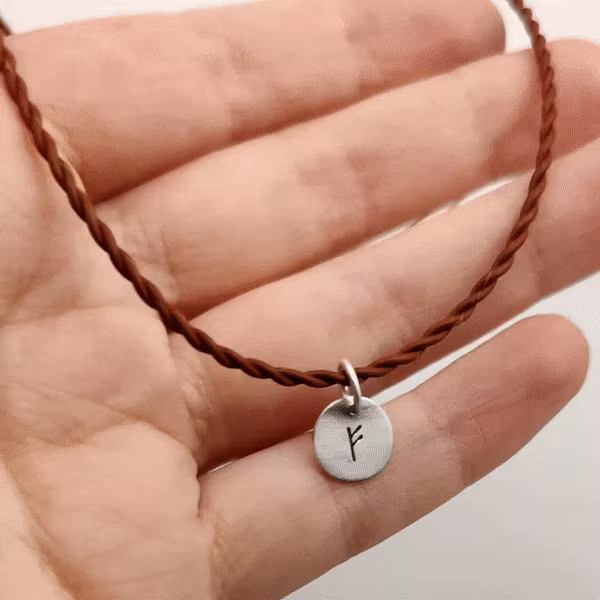 Halsband Runa Svala Återvunnet Sterling Silver Skinn