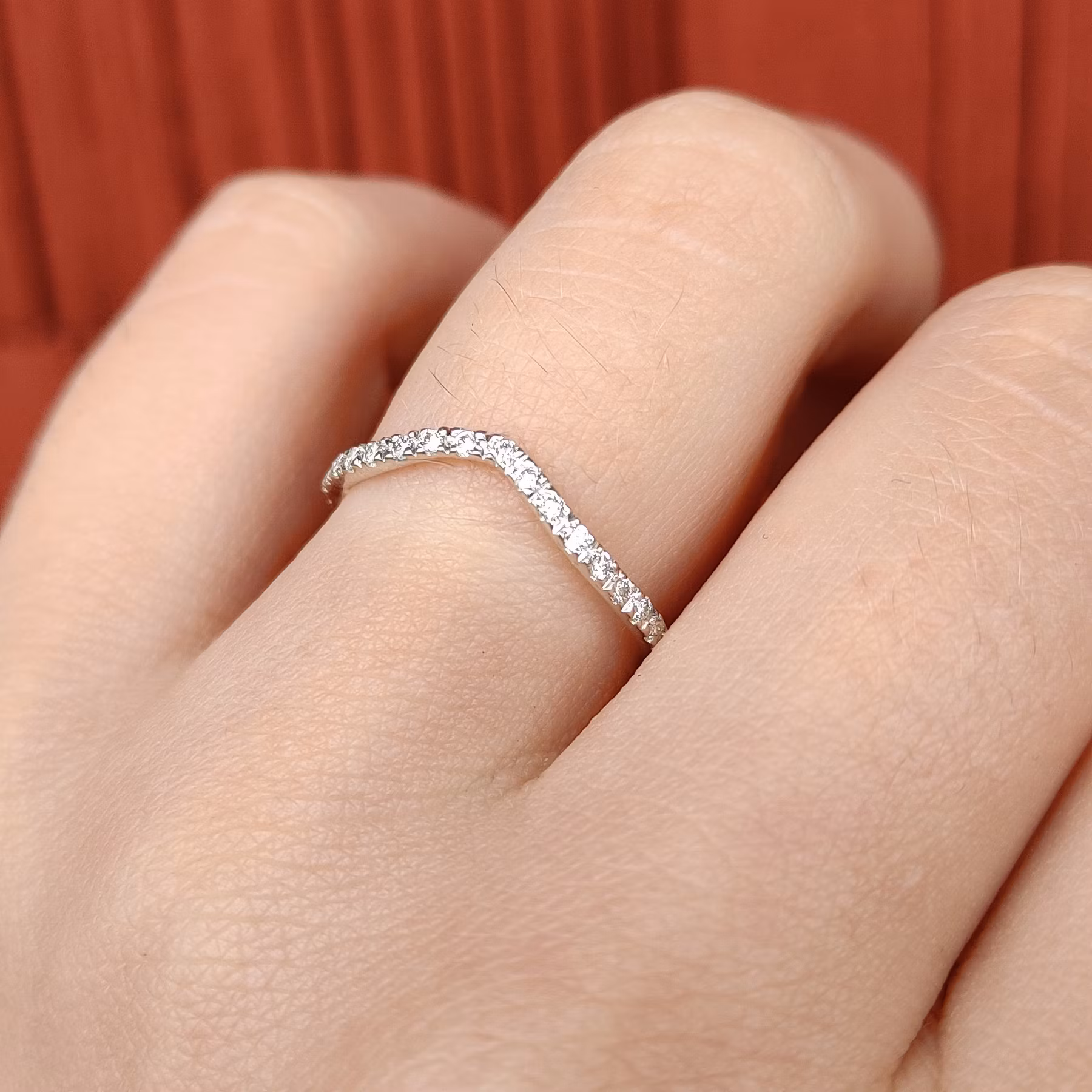 Alliansring Storlek 17,0 med labbodlade diamanter Sterling Silver