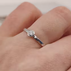 Greta - Diamantring Återvunnet Silver