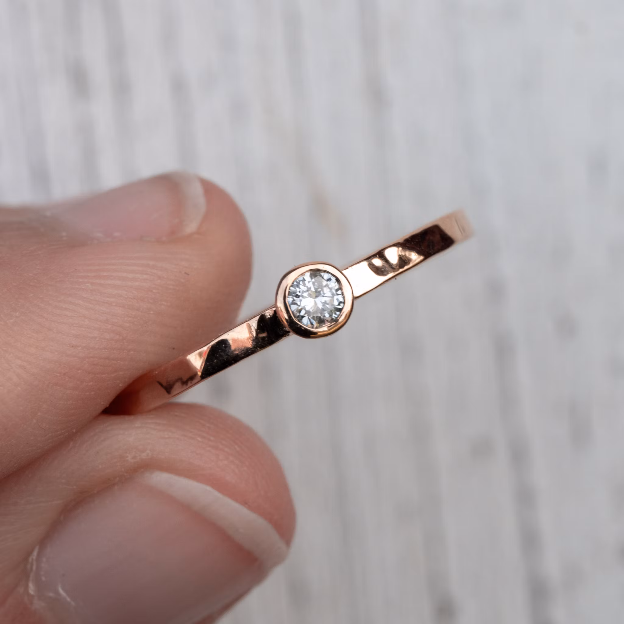 Greta - Diamantring 18k Återvunnet Guld