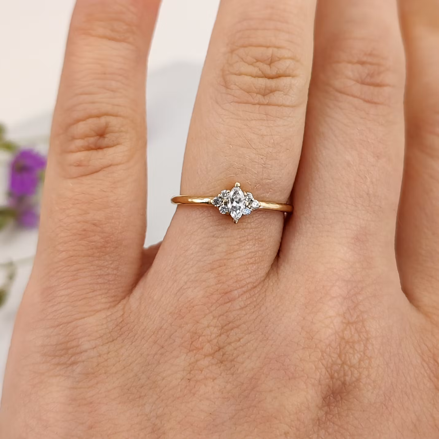 Viola - Ring 18k Rödguld Marquise Diamant