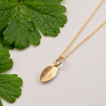 18K Löv Halsband Återvunnet Guld