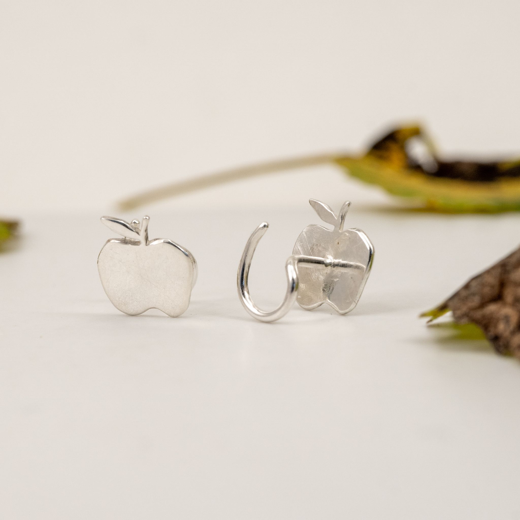 Äpple Comfort - Örhängen i Återvunnet Silver