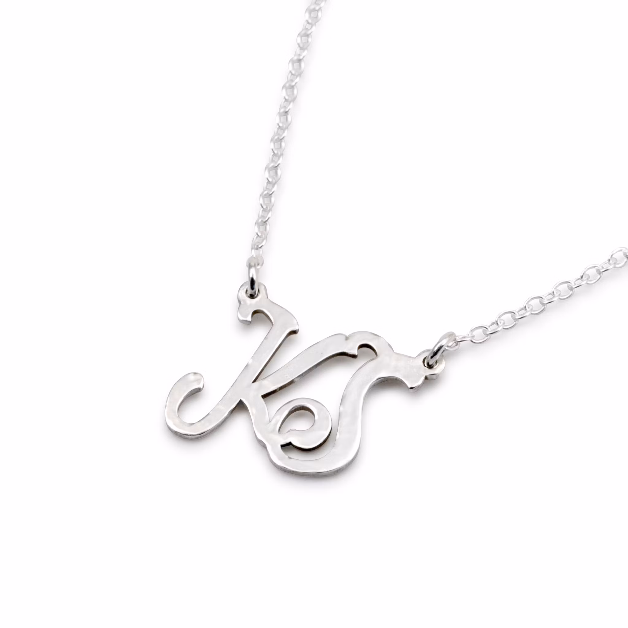 Kursiv Två Bokstäver - Halsband Återvunnet Silver