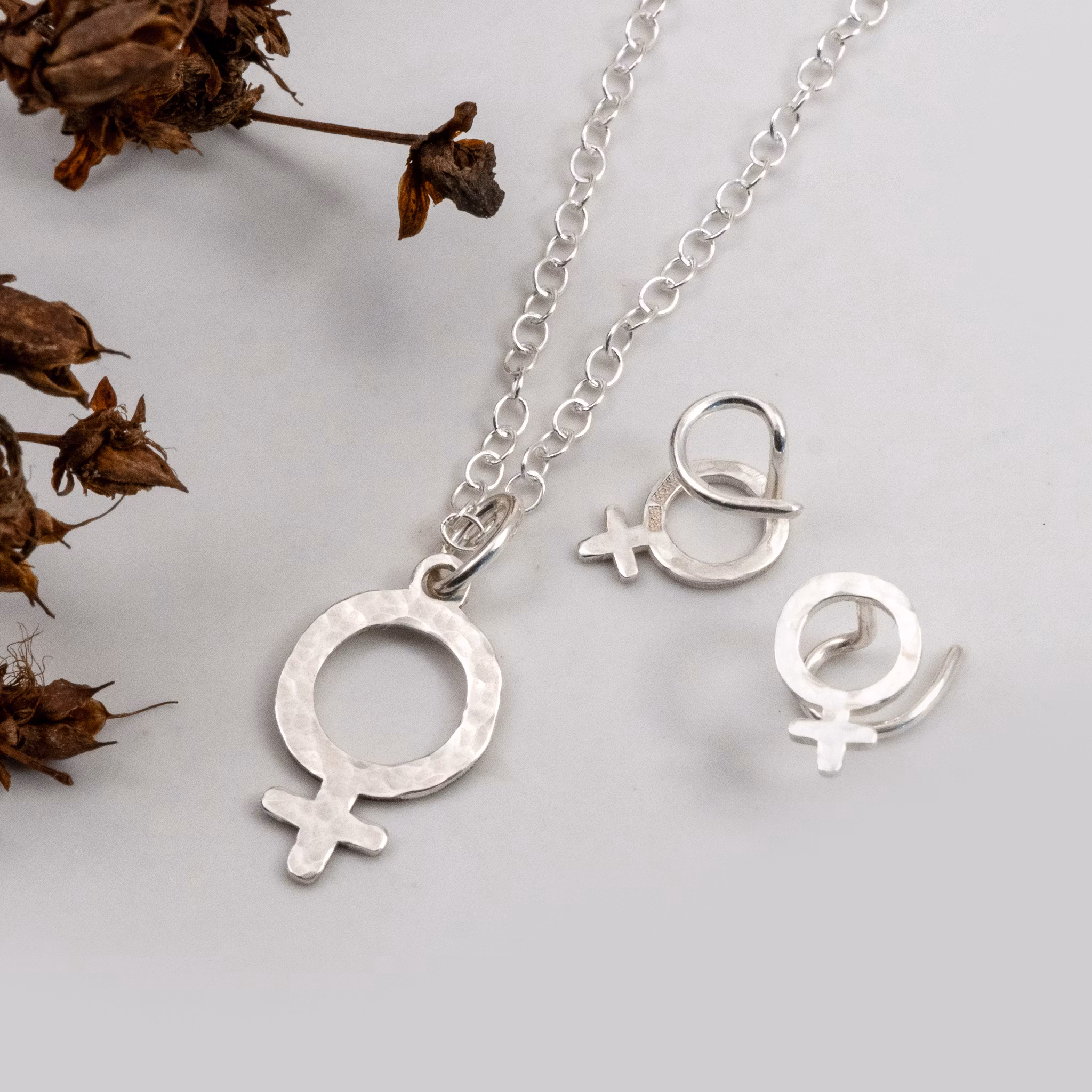 Venus Set - Örhängen och Halsband i Återvunnet Silver