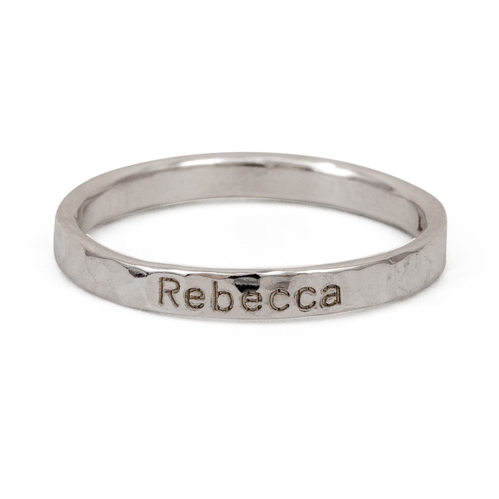 Hamrad Ring 2,5 mm med Egen Text eller Namn i Återvunnet Silver