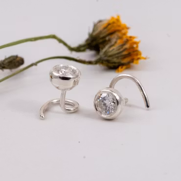 Moissanite Comfort Örhängen Återvunnet Silver