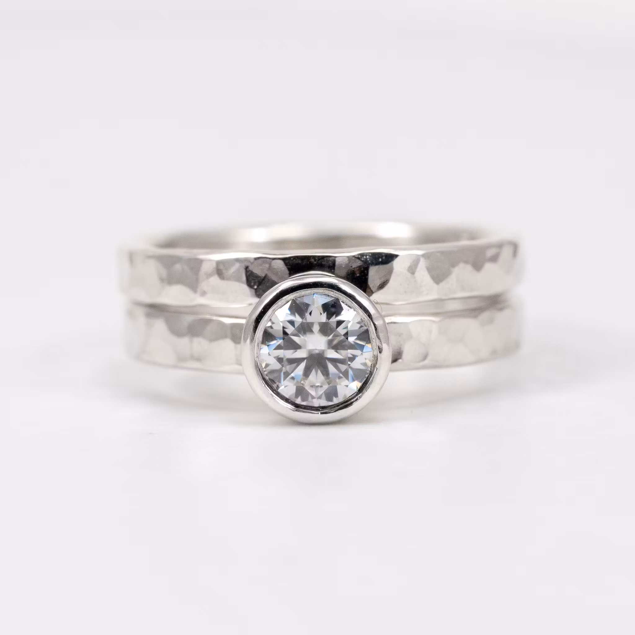 Greta - Moissanite 0,5 ct Förlovningsring Återvunnet Silver