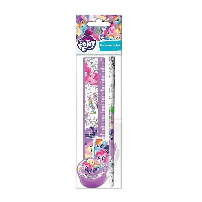Ett fint skrivset med My Little Pony. I detta set ingår det en linjal på 15 cm, suddgummi, pennvässare och en penna.