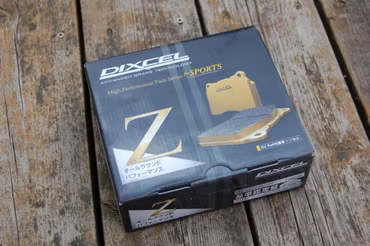 GT 04-06 Dixcel Z fram/bak
