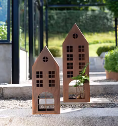 Hus i Rost L - Dekoration utomhus