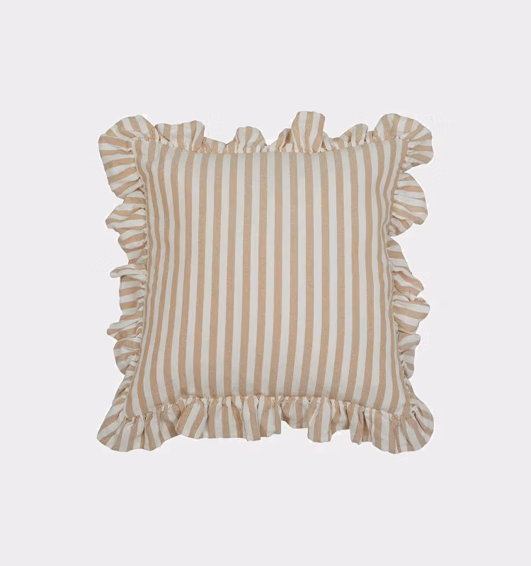 Svea Kuddfodral volang Sand