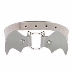 Tour de cou argenté avec motif chauve-souris | Vêtements femme chauve-souris
