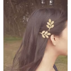 Five Leaves Haarspange – Goldenes Haaraccessoire mit Blattmotiv