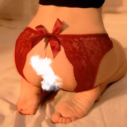 Perizoma in Pizzo Rosso Sexy | Retro Aperto e Seduzione Giocosa