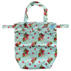 Lilbus - Out and about wetbag