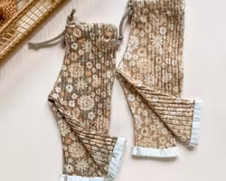Evelina Apparel - Leggings - Vintage Floral