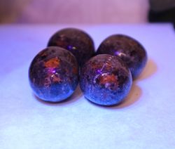 Yooperlite "Glowing stone" cuddle