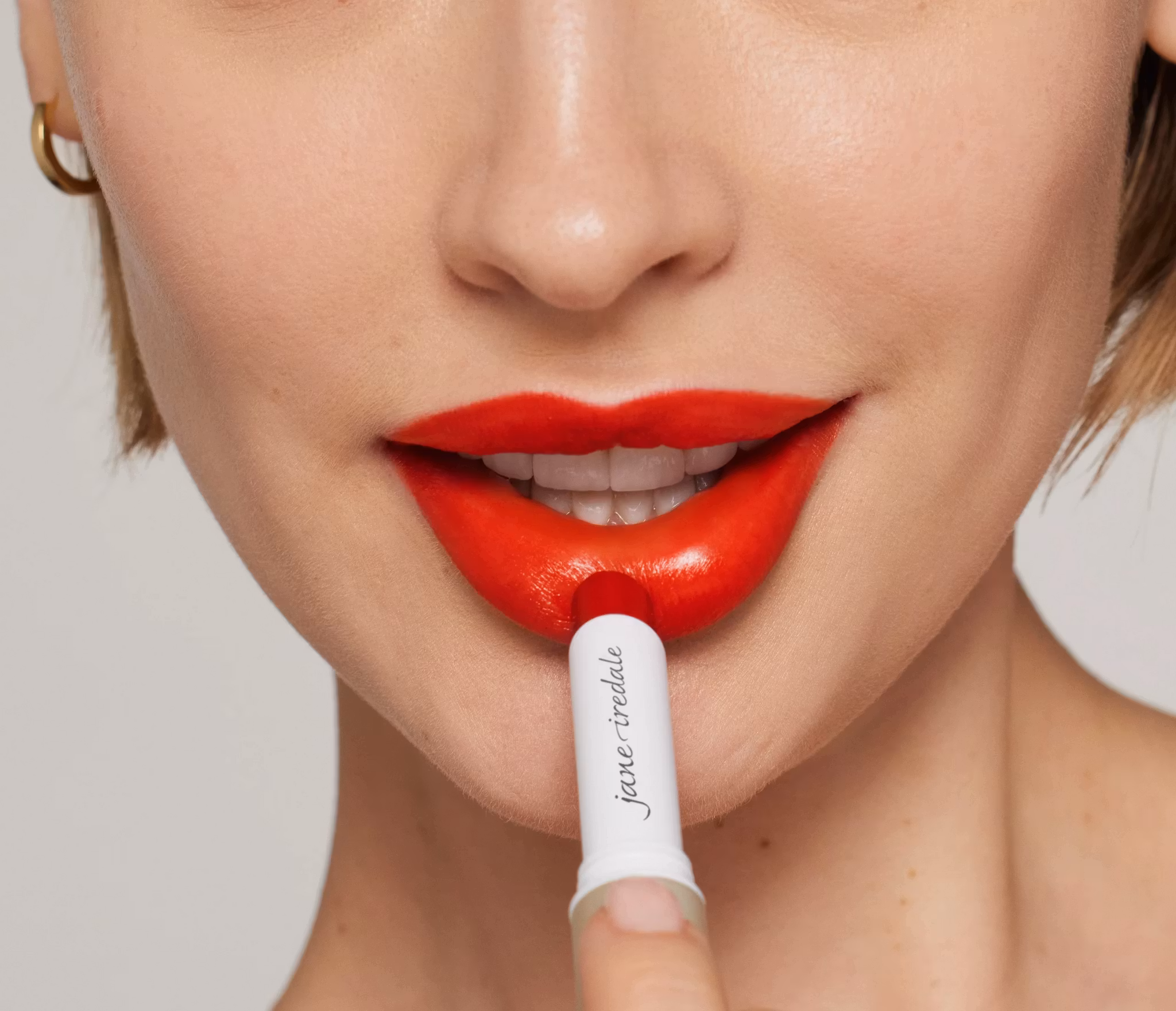 ColorLuxe Hydrating Cream Lipstick POPPY