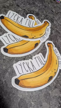 Lycka till 🍌 - 17cm Carpet Sticker