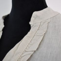 ANDRASORTERING Linneblus med Krås BEIGE