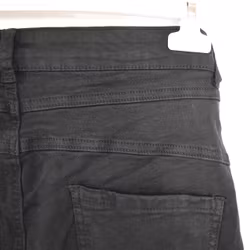 ANDRASORTERING Jeans med Knappar SVART Storlek M (38) - 3D Denim
