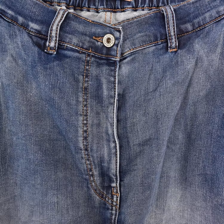 ANDRASORTERING Jeans Ottavia BLÅ Storlek L (40) - Marta du Chateau