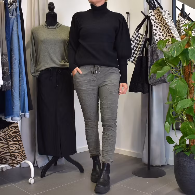 ANDRASORTERING Stretchig Byxa Alva KAKI