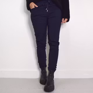 ANDRASORTERING Stretchig Byxa Alva MÖRKBLÅ