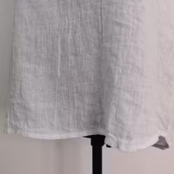 ANDRASORTERING Linneblus med Krås VIT