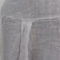 ANDRASORTERING Linneblus med Krås VIT