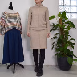 ANDRASORTERING Finstickad Klänning FANGO CHIARO