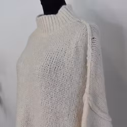 SECOND HAND! Stickad Tröja Over Sized ECRU