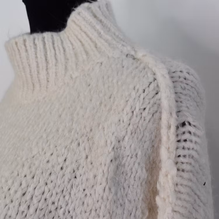 SECOND HAND! Stickad Tröja Over Sized ECRU