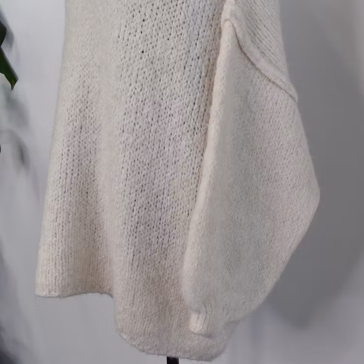 SECOND HAND! Stickad Tröja Over Sized ECRU