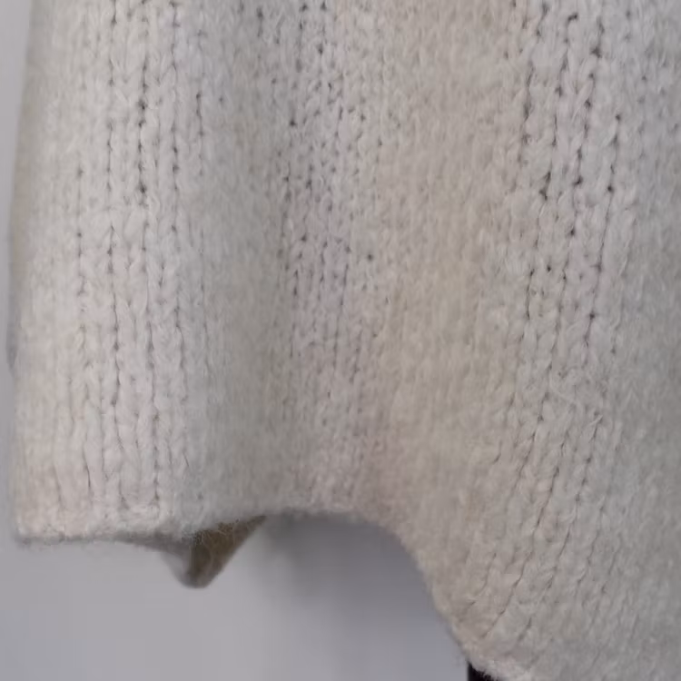 SECOND HAND! Stickad Tröja Over Sized ECRU