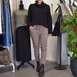 ANDRASORTERING Stretchig Byxa Alva TAUPE