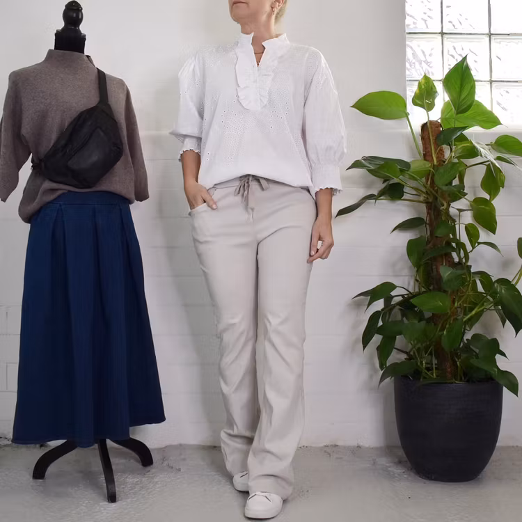 ANDRASORTERING Skjorta Krås Linda VIT L/XL - Marta du Chateau