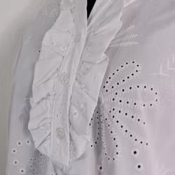 ANDRASORTERING Skjorta Krås Linda VIT L/XL - Marta du Chateau