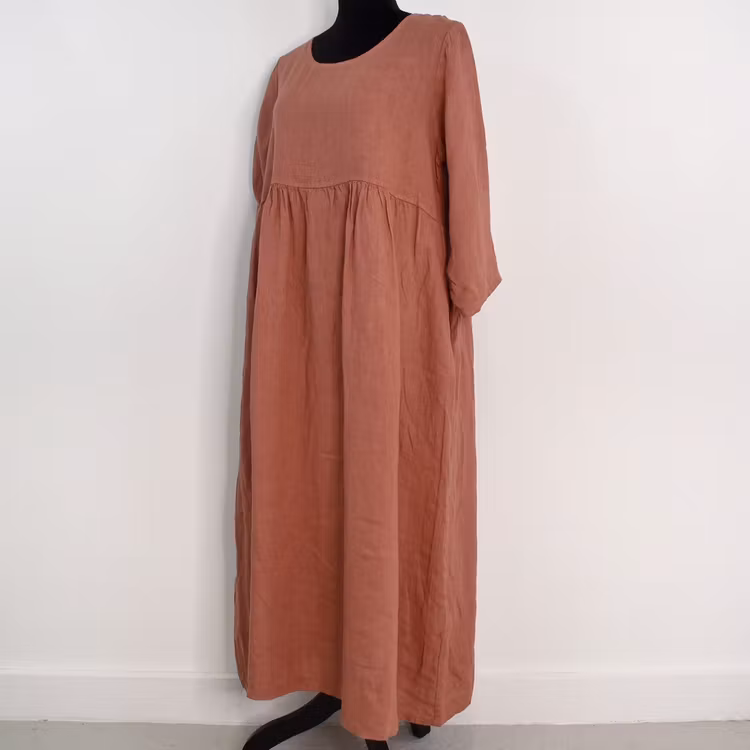 ANDRASORTERING Linneklänning med Fickor MELOGRANO