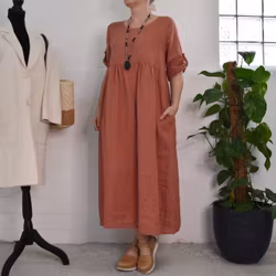 ANDRASORTERING Linneklänning med Fickor MELOGRANO