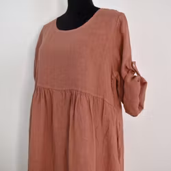 ANDRASORTERING Linneklänning med Fickor MELOGRANO