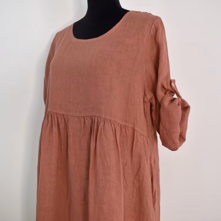 ANDRASORTERING Linneklänning med Fickor MELOGRANO